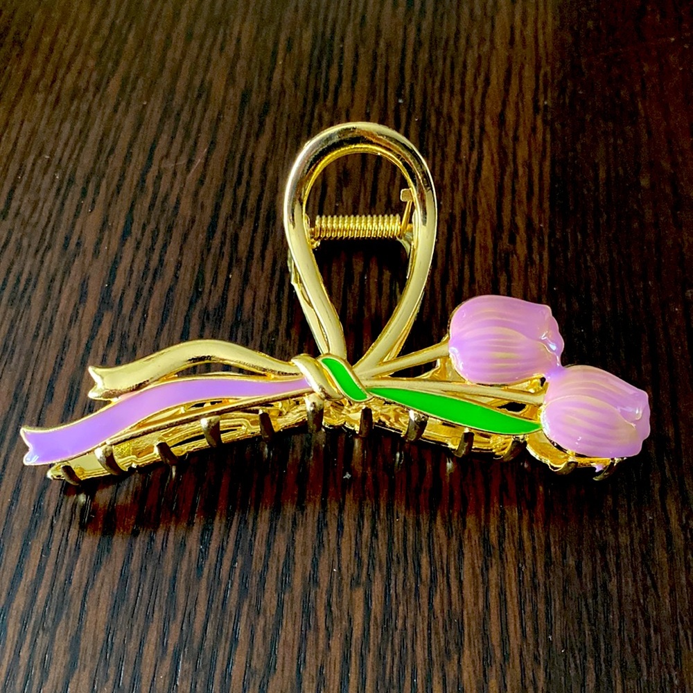 Tulip 🌷 hair clip / NEW